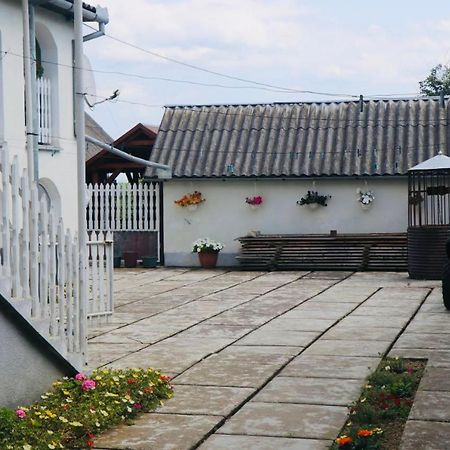 Садиба Анна - Термальні Води Косино Zapson Buitenkant foto