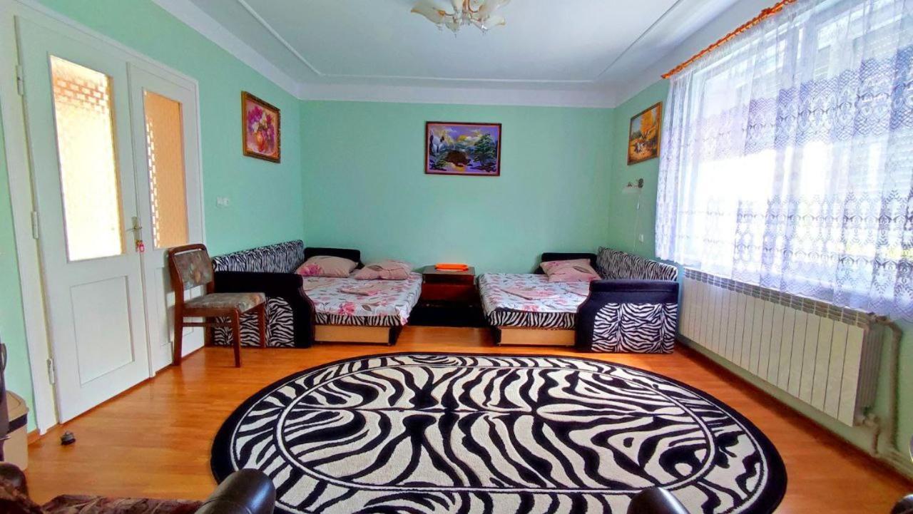 Садиба Анна - Термальні Води Косино Zapson Buitenkant foto